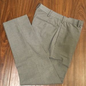 Uniqlo new grey men’s dress pants size 30